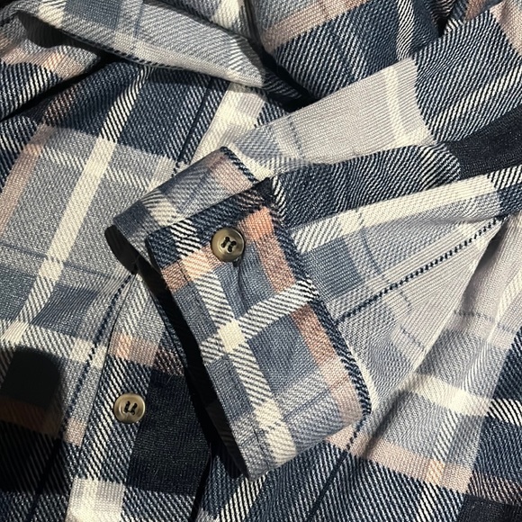 Boyfriend fit flannel - Picture 3 of 3